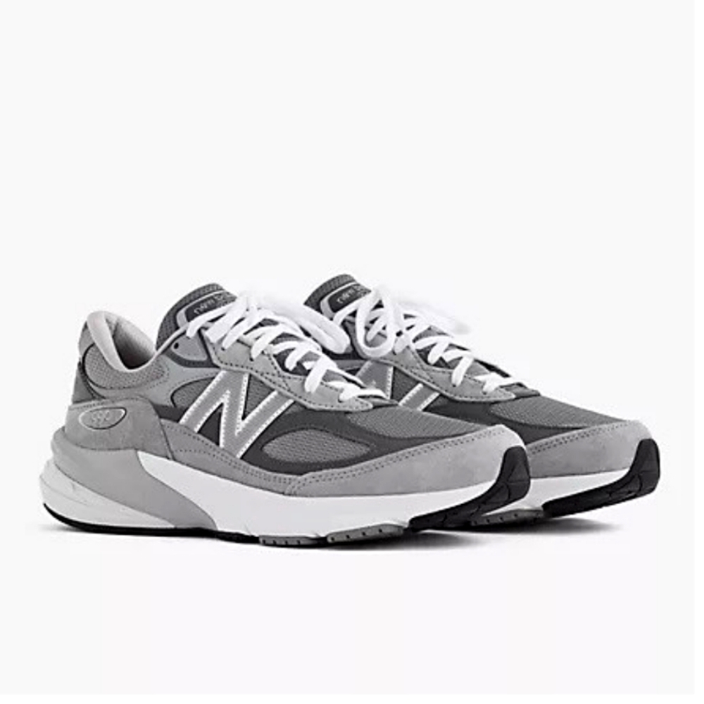 New Balance 990v6